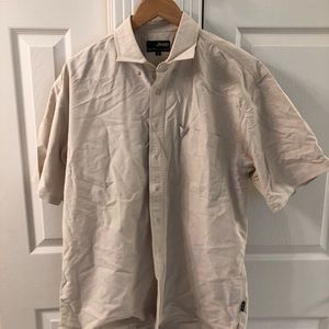 Short sleeve button down